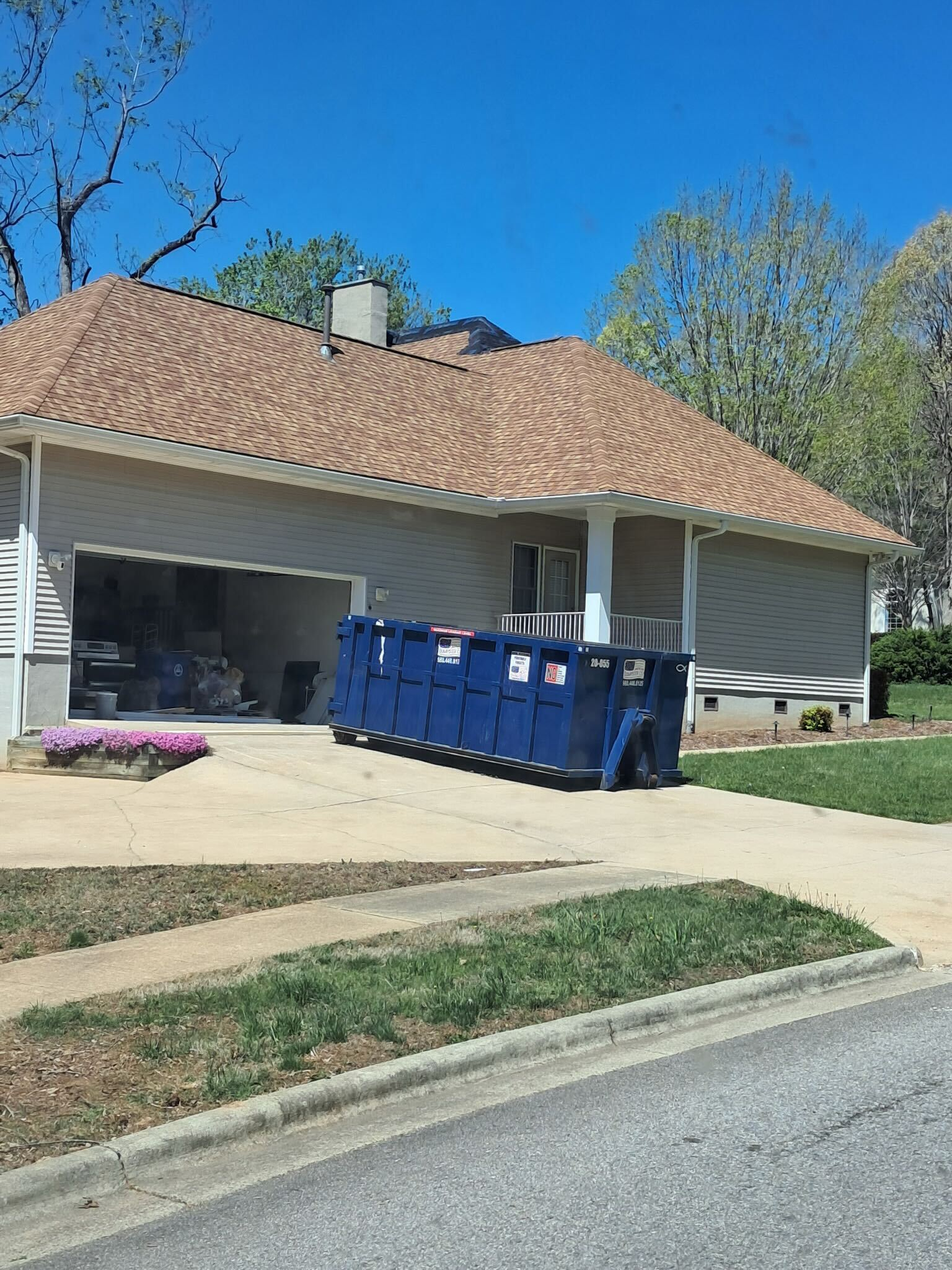 Why Reliable Commercial Trash Pickup Matters in North Carolina